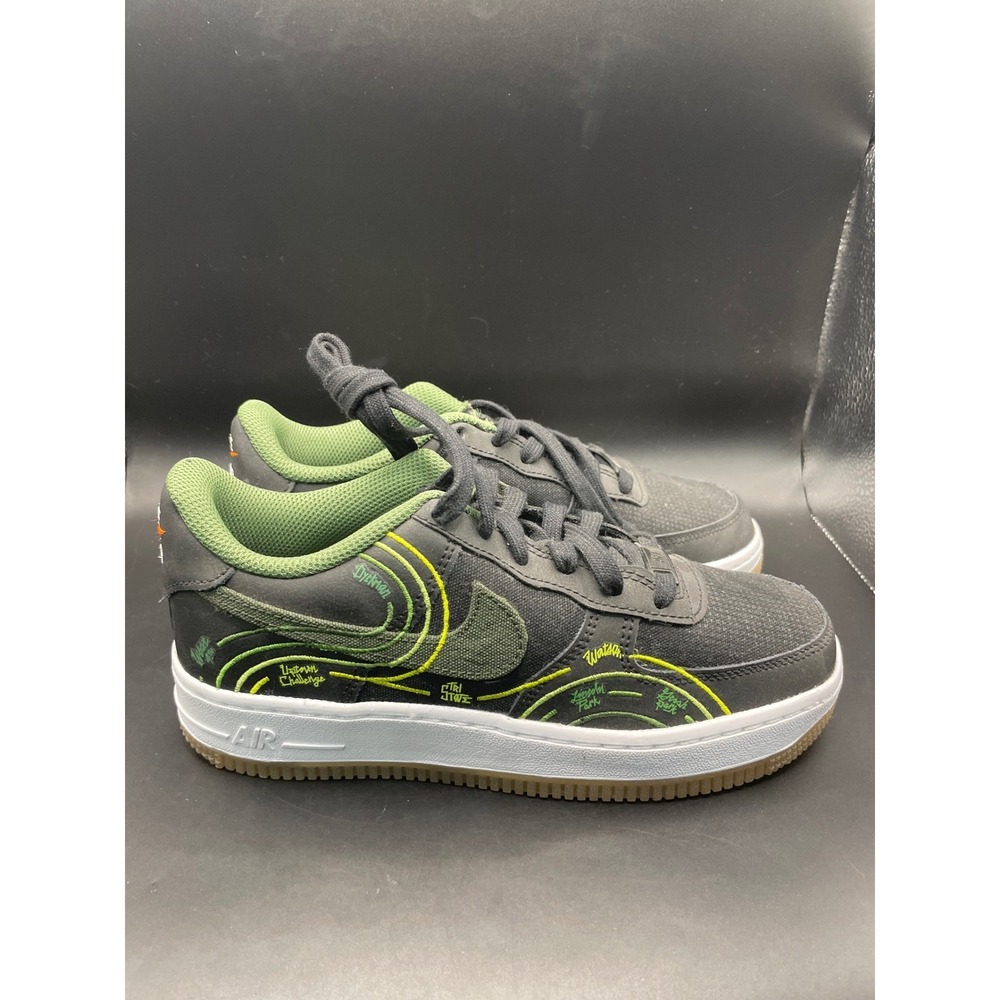 Nike Air Force 1 Low NY vs NY Black Green Gum CW7294-001 Boys Size 4.5Y